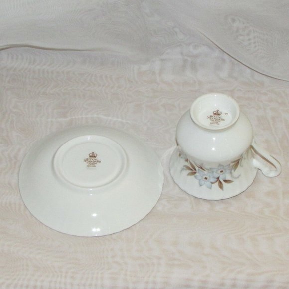 Royal Standard Dawn Fine Bone China Cup & Saucer England Floral Cottagecore - Picture 5 of 7